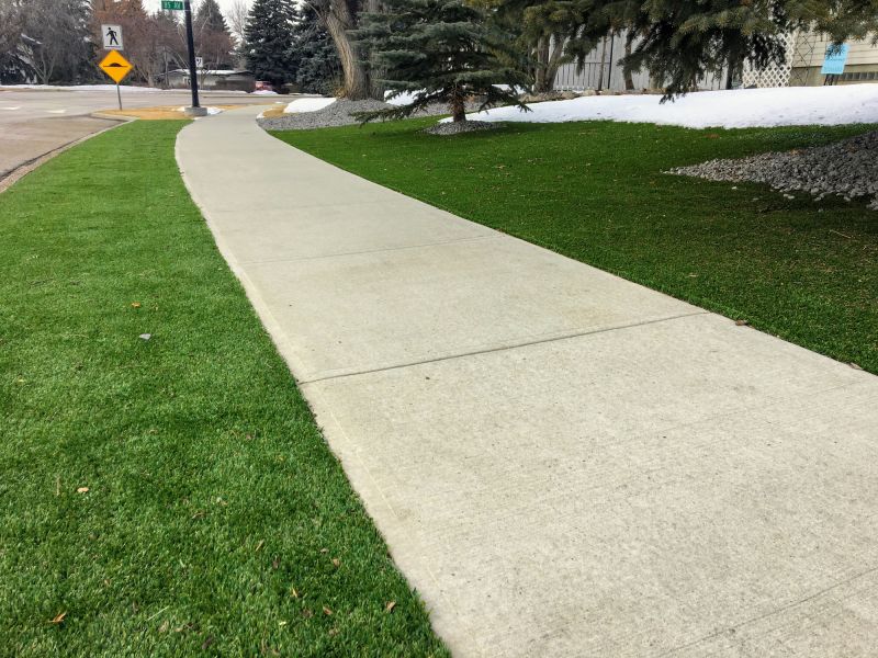 Concrete Sidewalk Installation